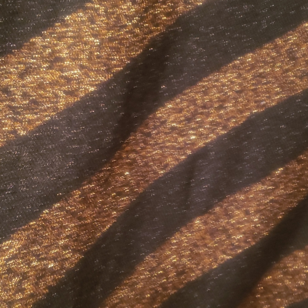 Stunning Rock Chic Statement Top - image 4